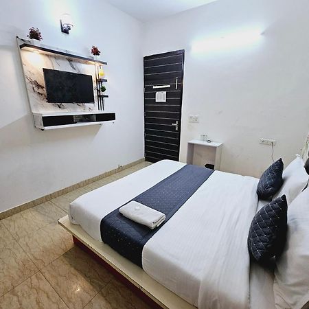 Hotel Tulip Near Delhi Airport New Delhi Ngoại thất bức ảnh