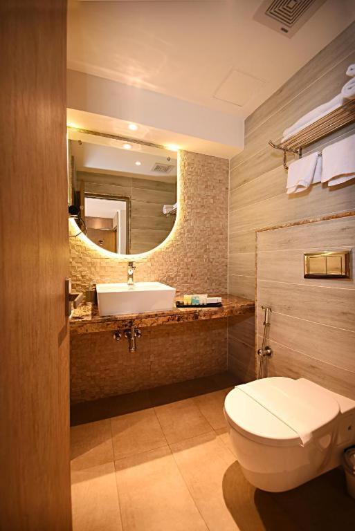 Hotel Tulip Near Delhi Airport New Delhi Ngoại thất bức ảnh