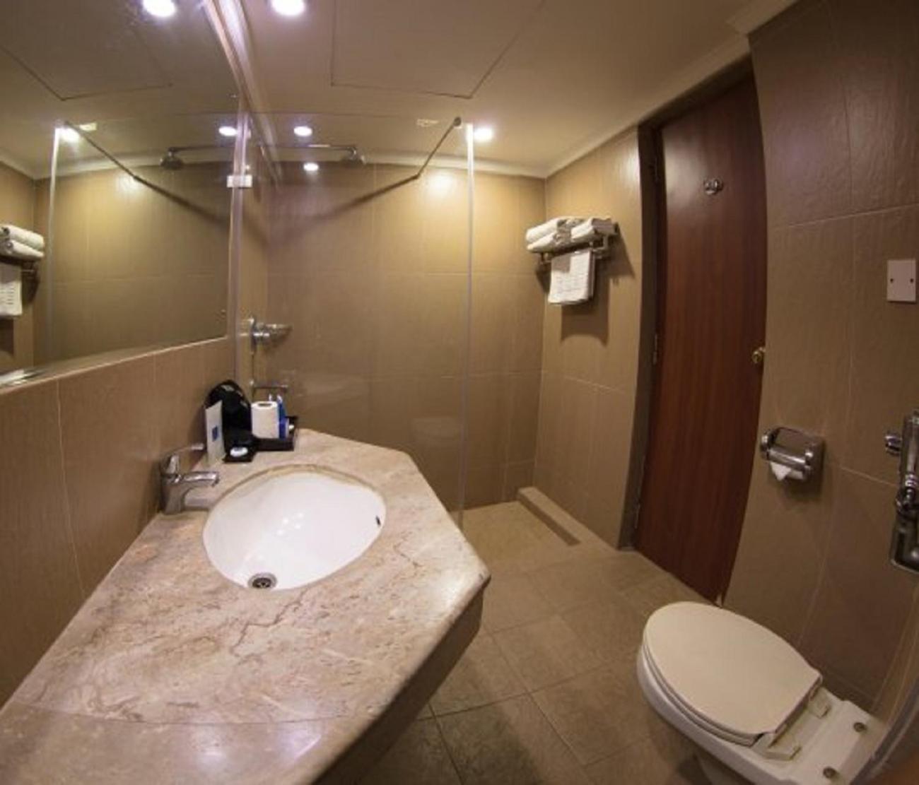 Hotel Tulip Near Delhi Airport New Delhi Ngoại thất bức ảnh